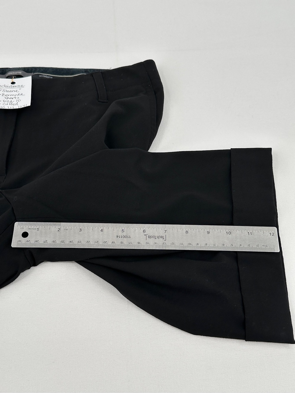 Liz Claiborne Sloane Tailored Bermuda Shorts Black Size 10 - Picture 4 of 9